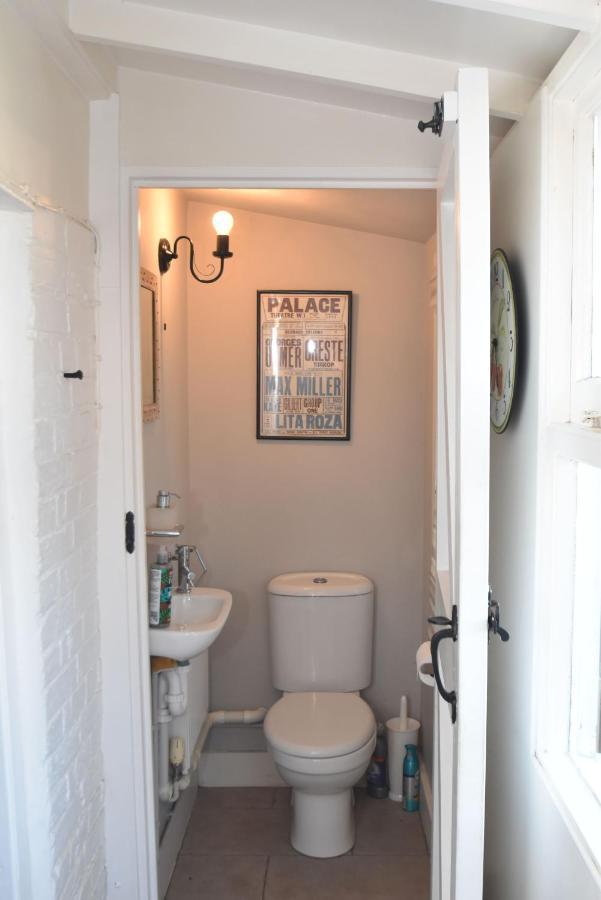 Rose Mullion Cottage Pett Ngoại thất bức ảnh