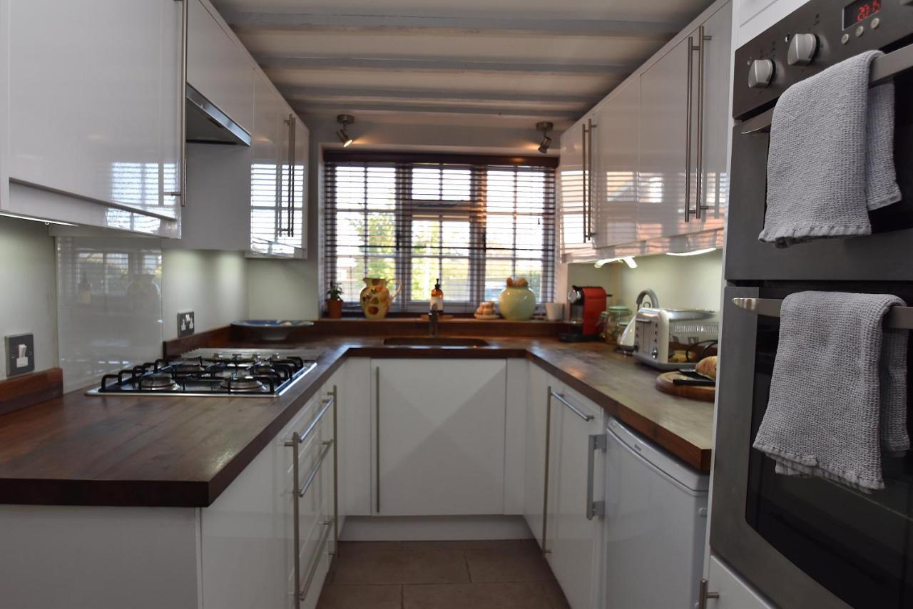 Rose Mullion Cottage Pett Ngoại thất bức ảnh