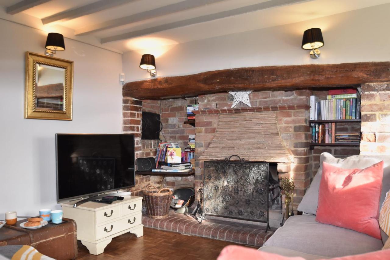 Rose Mullion Cottage Pett Ngoại thất bức ảnh